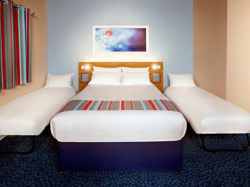 Travelodge Stafford M6 Экстерьер фото