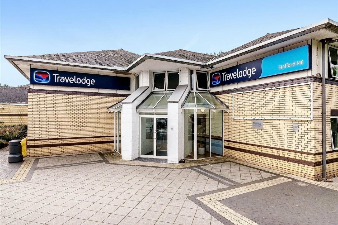 Travelodge Stafford M6 Экстерьер фото